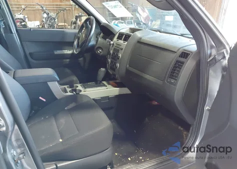 2012 Ford Escape Xlt from USA, damaged, VIN 1FMCU9D72CKB47826